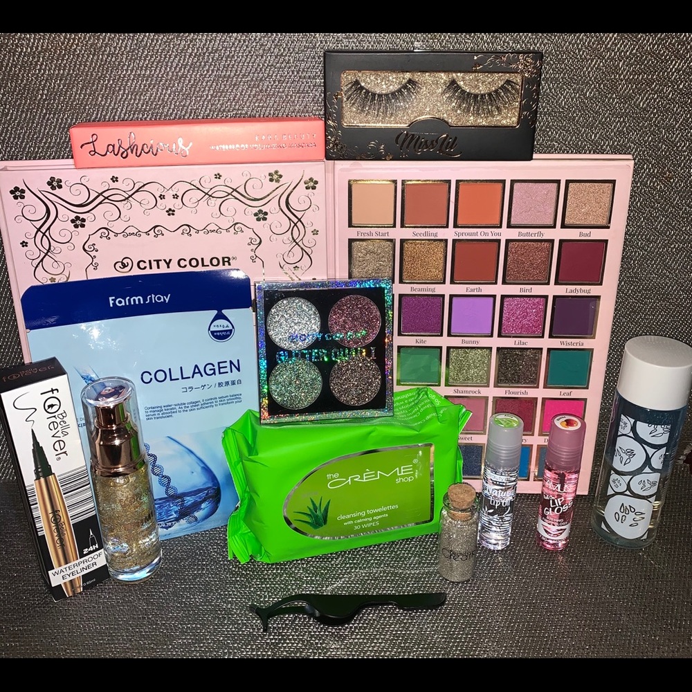 Mix makeup box/bundle